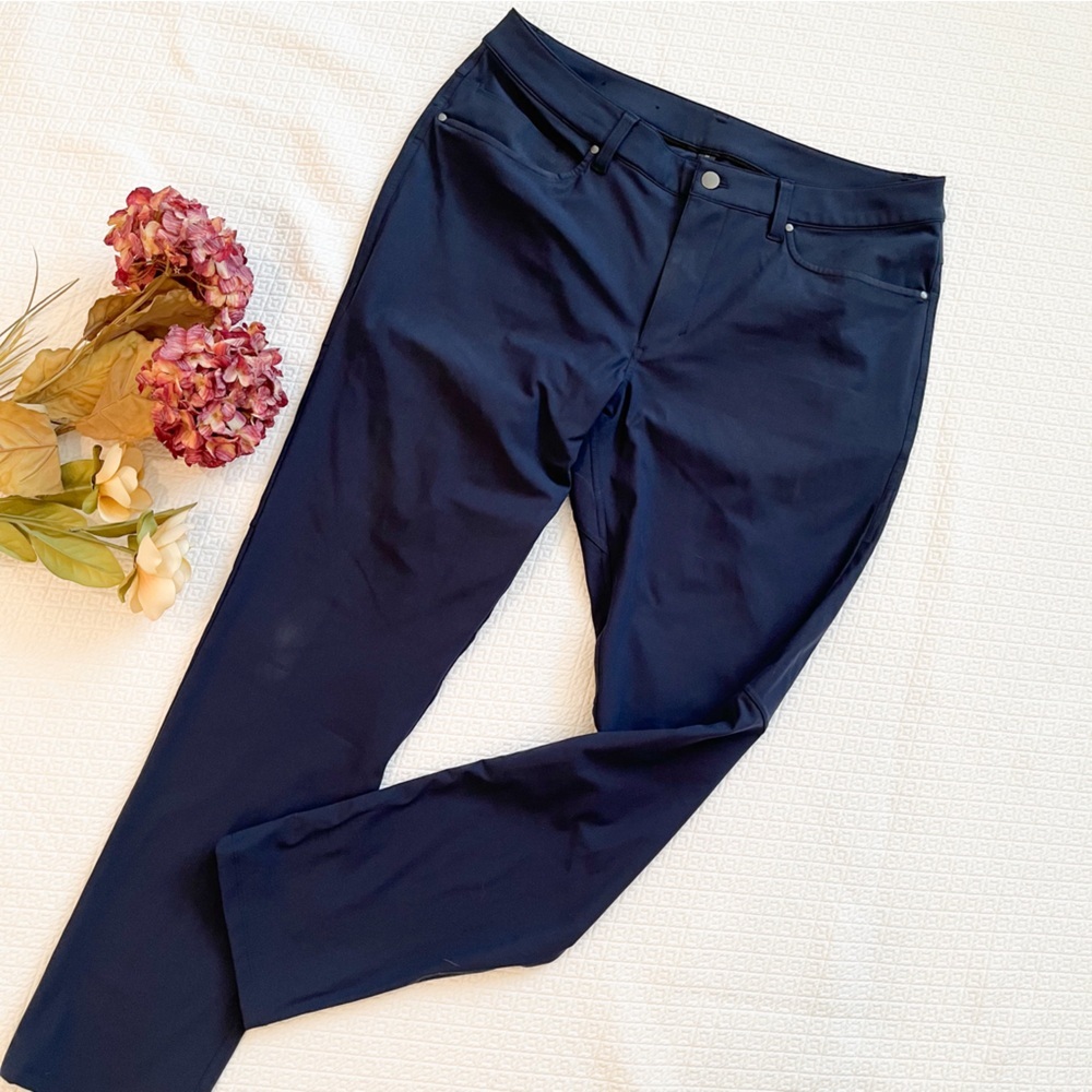 Lululemon Men’s ABC Navy Pants Size 34
